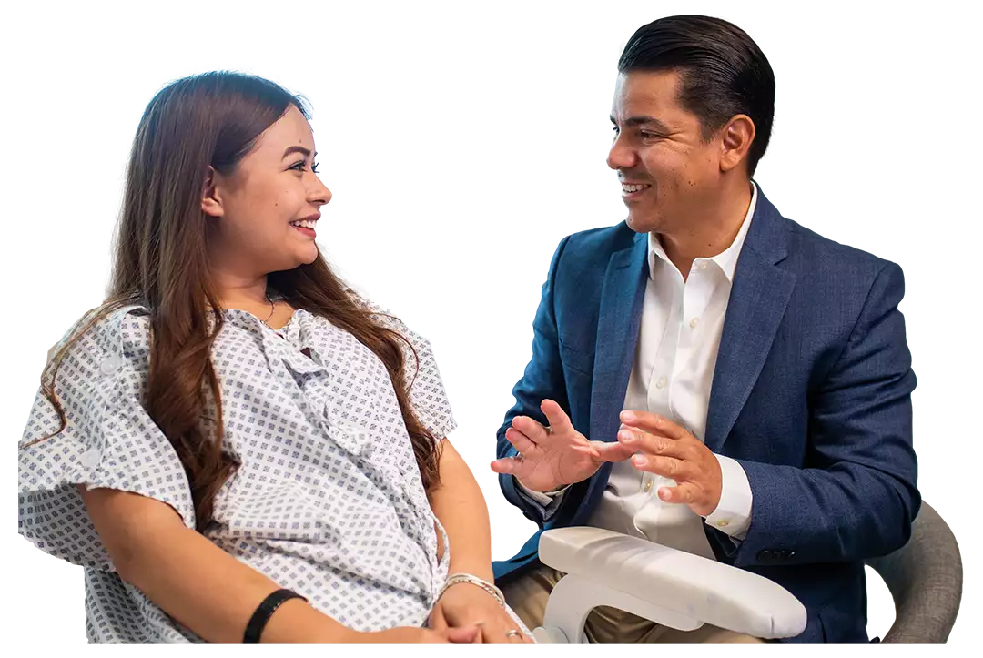 Dr. Manuel Sevillano Cirujano Estético Nuevo Laredo Slide